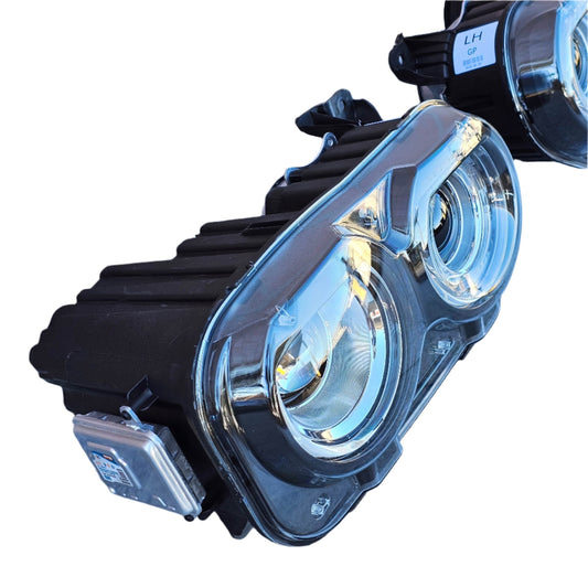 Pair 2015-2023 Dodge Challenger HID / Xenon Headlights Assembly with Bulbs