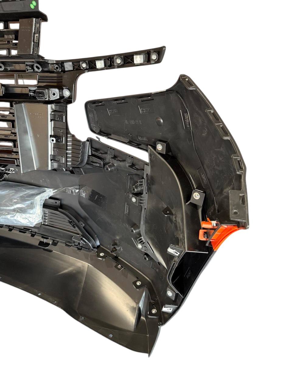 2021-2023 Chevrolet Tahoe / RST Front Bumper Assembly